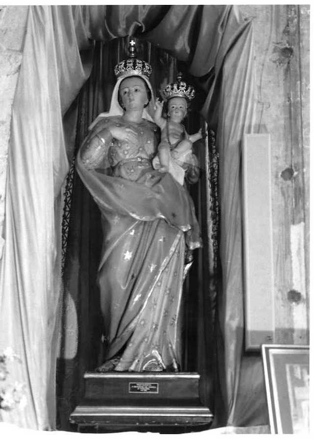 Madonna delle Grazie, Madonna con Bambino (statua) - bottega campana (sec. XVII)