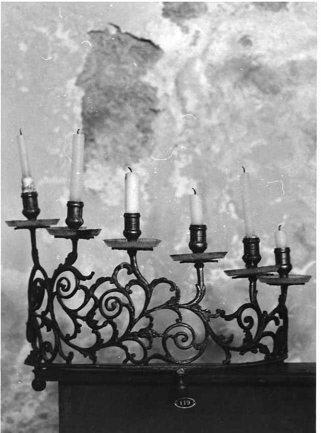 candeliere d'altare, serie - bottega campana (inizio sec. XX)