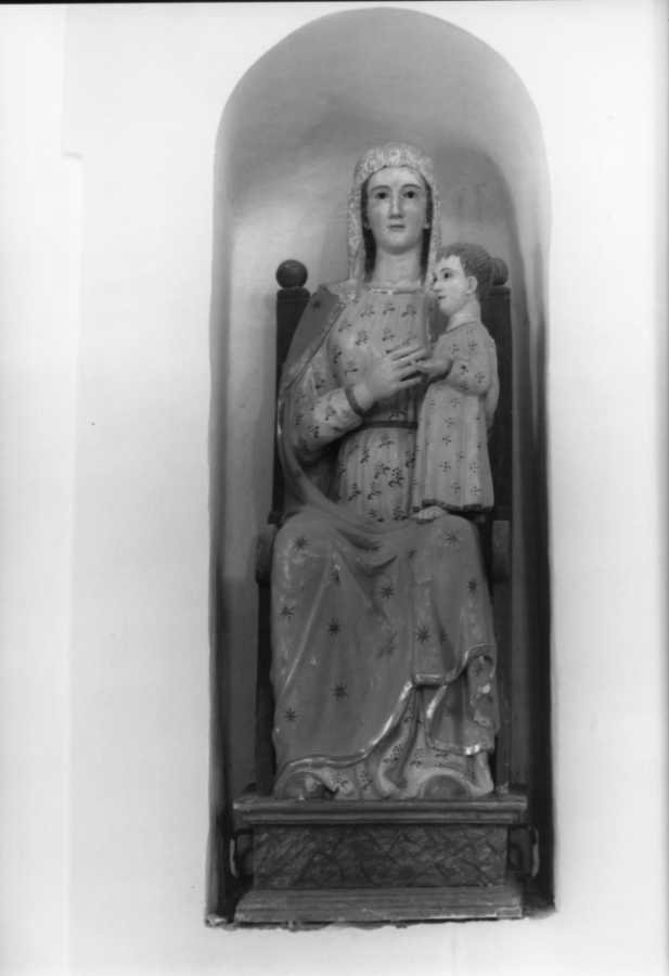Madonna della Misericordia (statua) - bottega campana (sec. XIII)