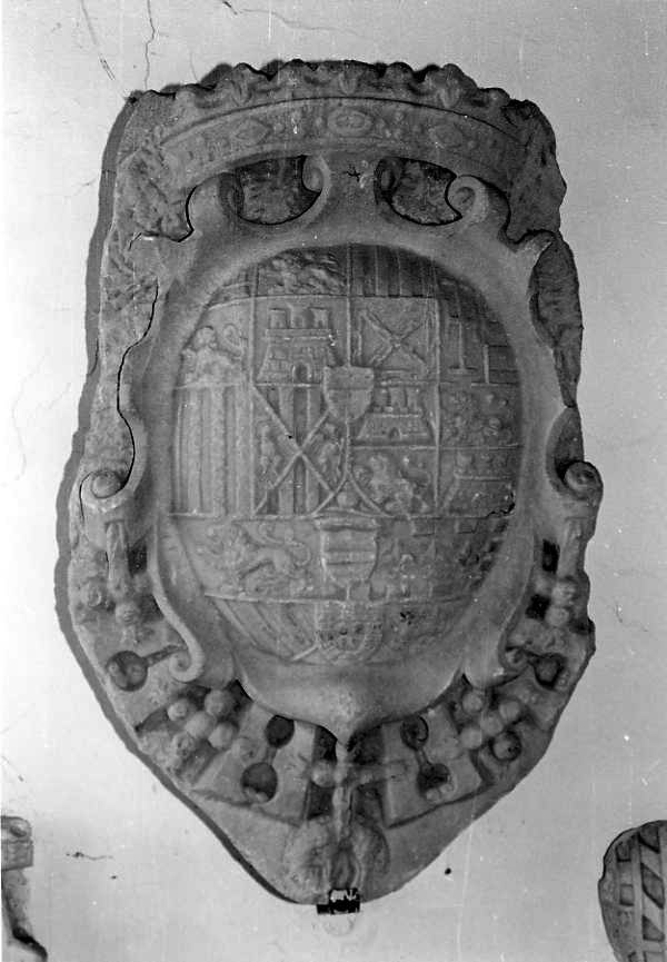 stemma (rilievo) - bottega campana (prima metà sec. XVIII)