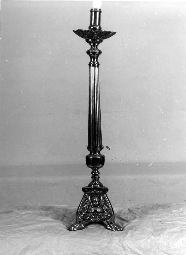 candeliere d'altare, serie - bottega campana (sec. XIX)