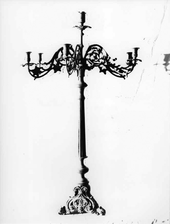 candelabro, serie - bottega campana (inizio sec. XX)