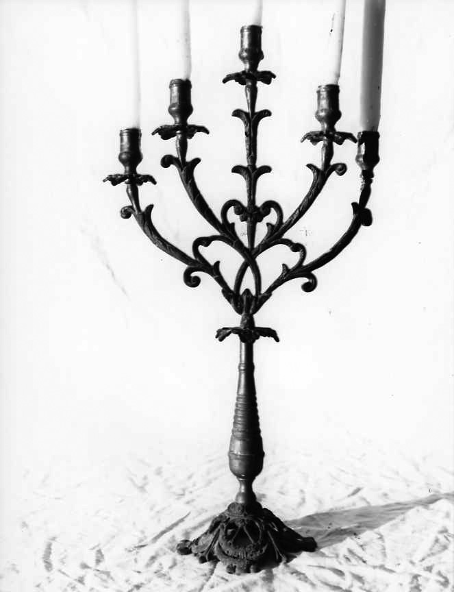 candelabro, serie - bottega campana (inizio sec. XX)