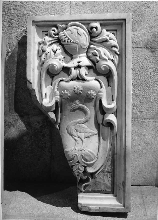 stemma (scultura, frammento) - bottega campana (sec. XVIII)
