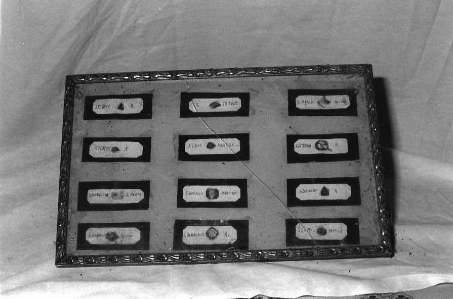 reliquiario - a tabella, serie - bottega campana (sec. XVIII)