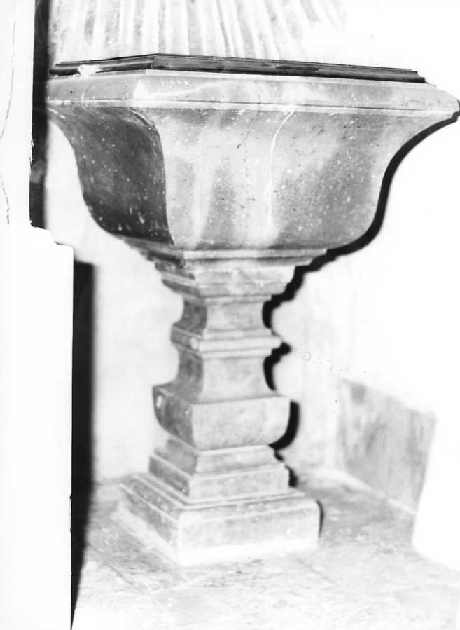 fonte battesimale - bottega campana (sec. XVIII)