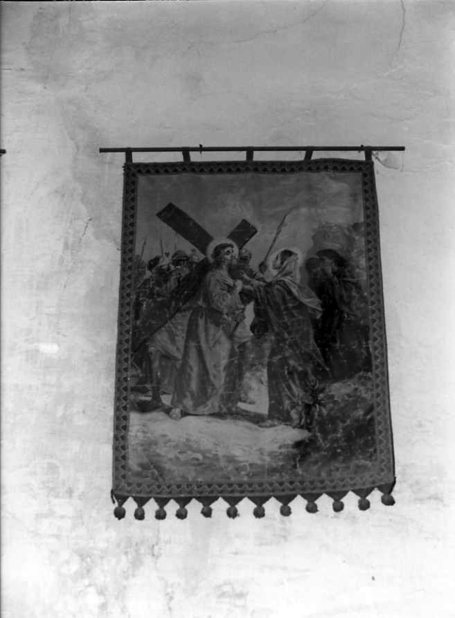 stazione II: Gesù caricato della croce (dipinto) - ambito campano (prima metà sec. XX)