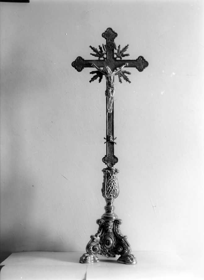 croce d'altare - bottega campana (prima metà sec. XX)