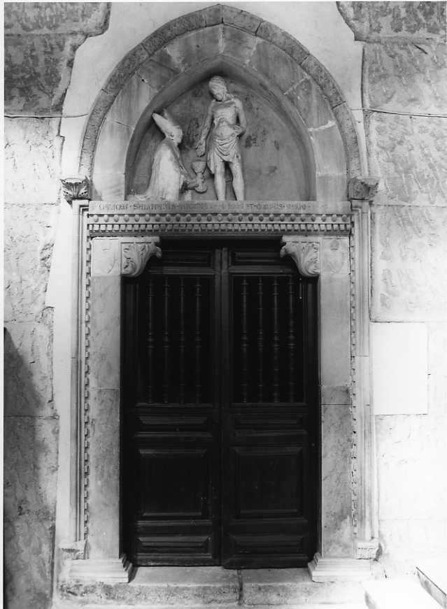 portale - a sesto acuto - bottega campana (sec. XV)