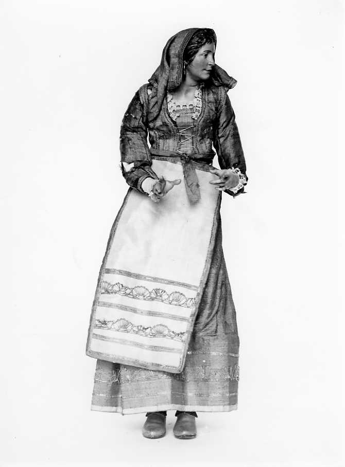 donna (statuetta di presepio) di Mosca Lorenzo (seconda metà sec. XVIII)