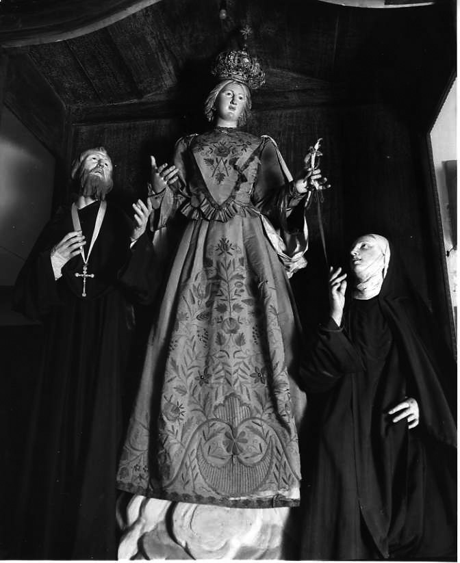 Madonna del Rosario (statua) - bottega campana (sec. XX)