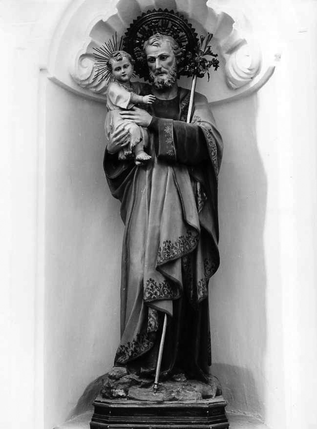 San Giuseppe e Gesù Bambino (statua) di Lebro Antonio (secondo quarto sec. XX)