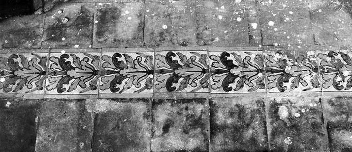 pavimento a mattonelle - bottega napoletana (sec. XVIII)