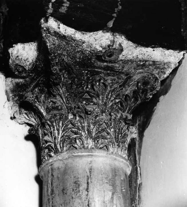 capitello corinzio, serie - bottega campana (fine/inizio secc. III/ IV)