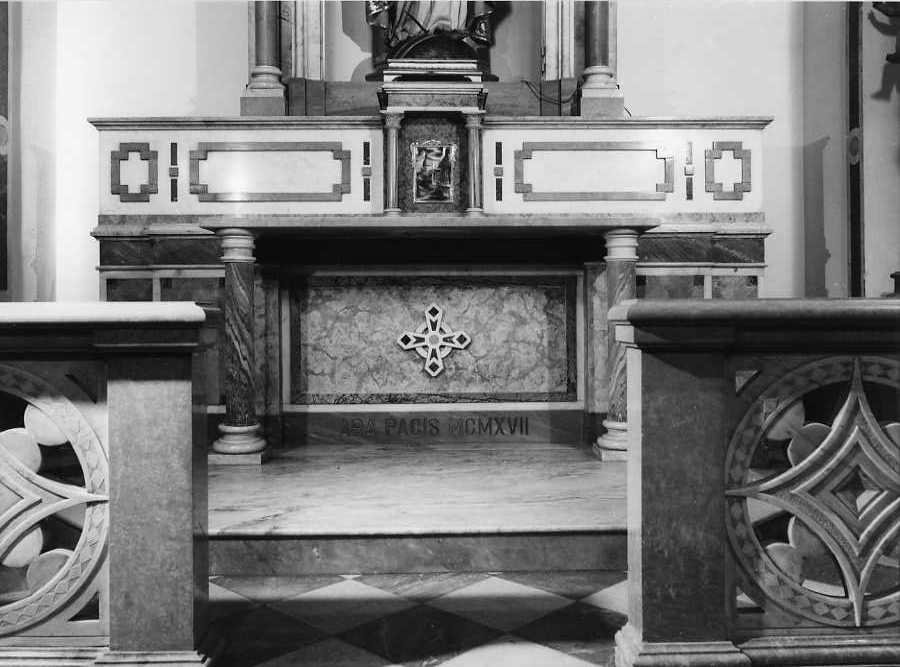 altare - a mensa - bottega campana (sec. XX)