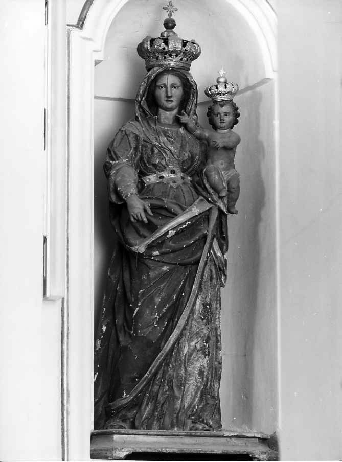 Madonna con Bambino (statua) - bottega napoletana (fine/inizio secc. XVII/ XVIII)