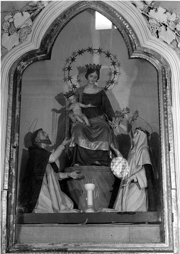 Madonna del Rosario con San Domenico e Santa Caterina da Siena (gruppo scultoreo) - bottega campana (prima metà sec. XX)
