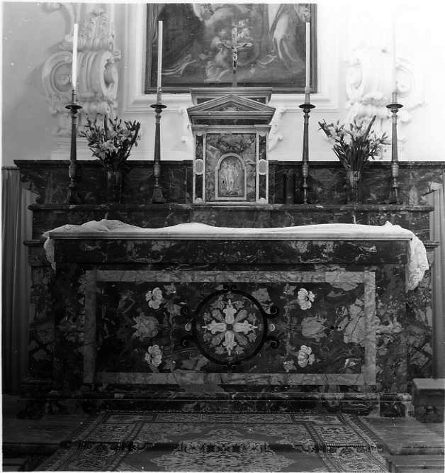 altare maggiore - bottega campana (sec. XVIII)