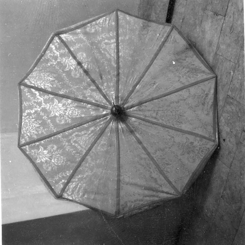 ombrellino processionale - manifattura campana (sec. XIX)