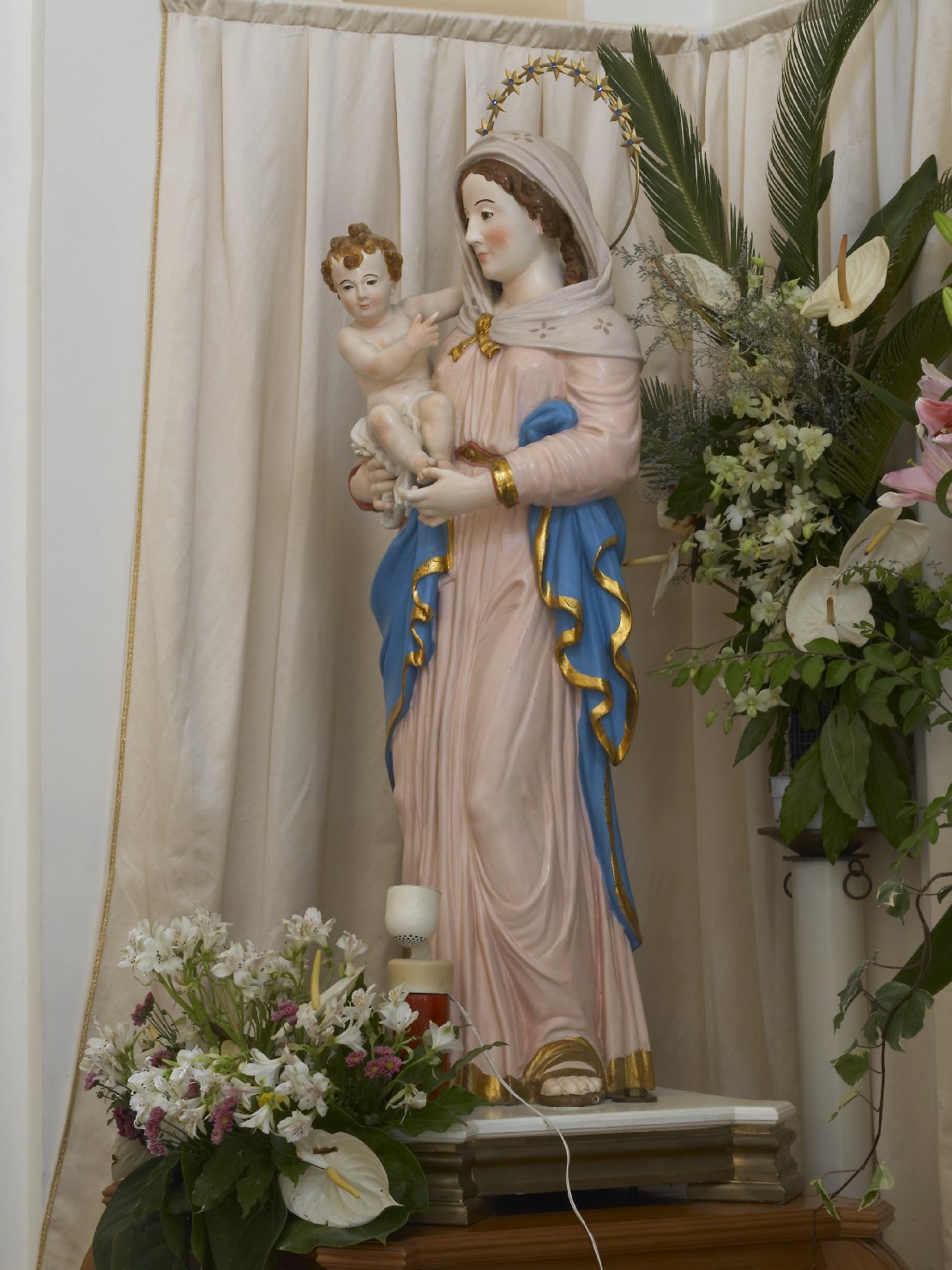 S. Maria a Macerata, Madonna con Bambino (statua) - bottega campana (fine sec. XVIII)