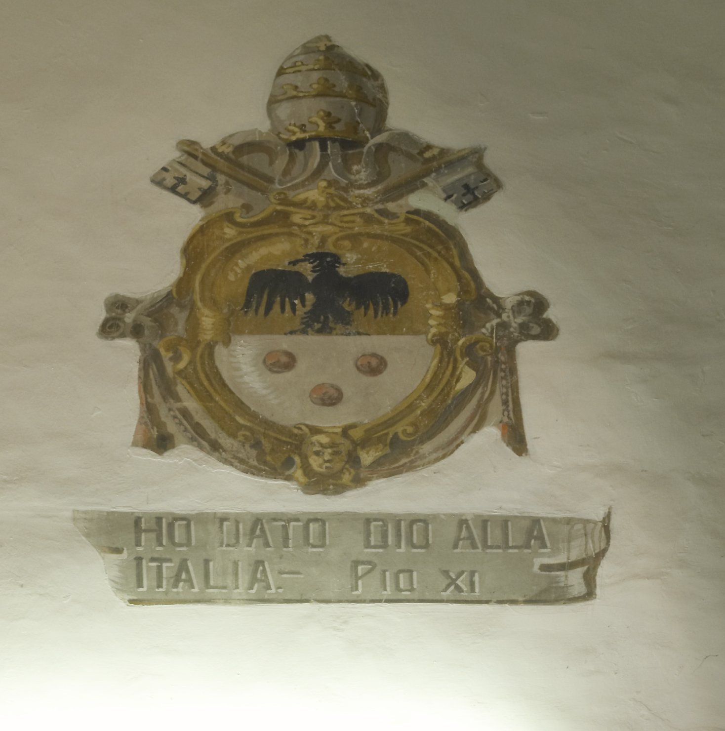 stemma papale (dipinto, opera isolata) - ambito campano (prima metà sec. XX)