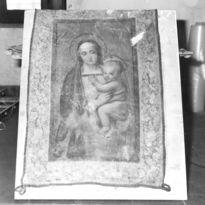 Madonna con Bambino (stendardo processionale) - ambito irpino (primo quarto sec. XX)