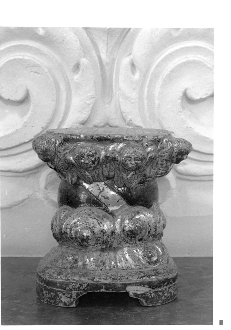 piedistallo di statua - bottega campana (sec. XVIII)