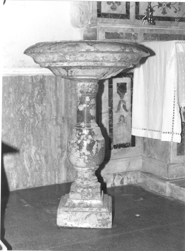 fonte battesimale - bottega campana (terzo quarto sec. XVIII)