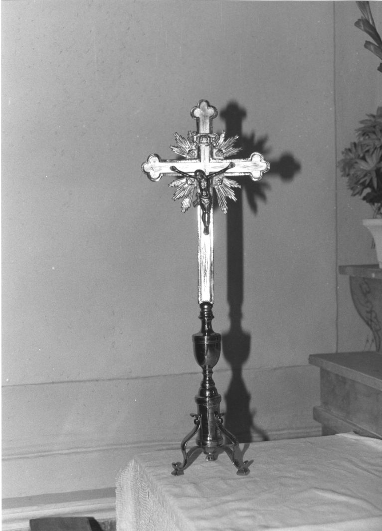 croce d'altare - bottega Italia meridionale (fine sec. XIX)