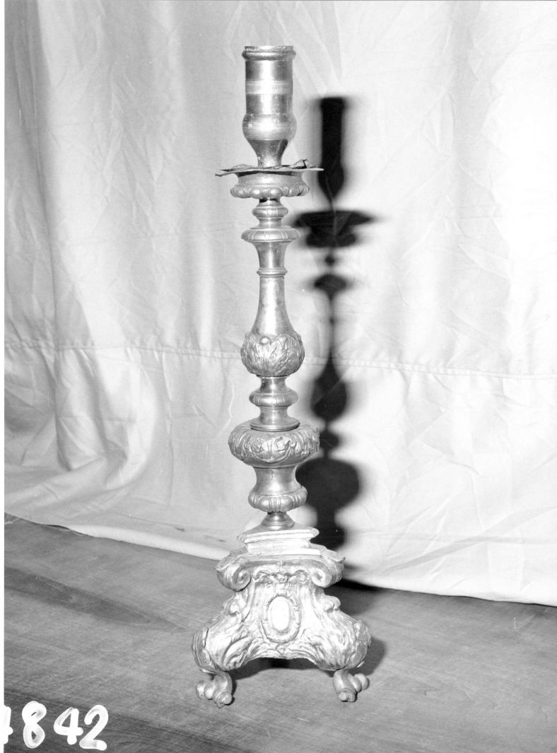 candelabro, coppia - bottega napoletana (seconda metà sec. XVIII)