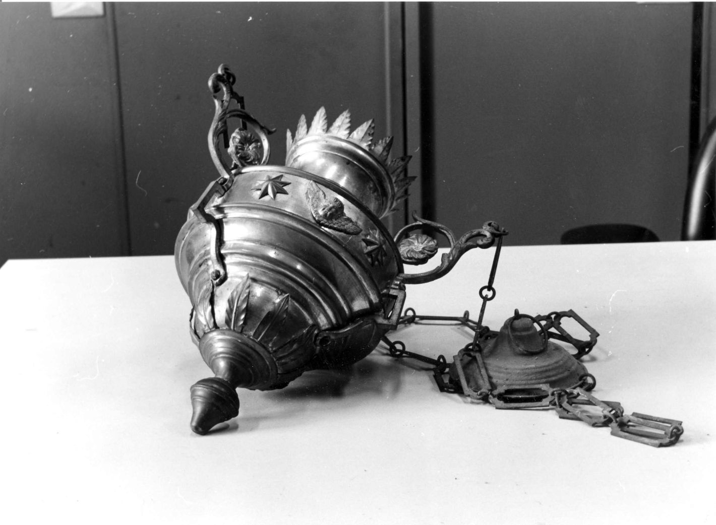 lampada del SS. Sacramento, serie - bottega campana (fine sec. XIX)