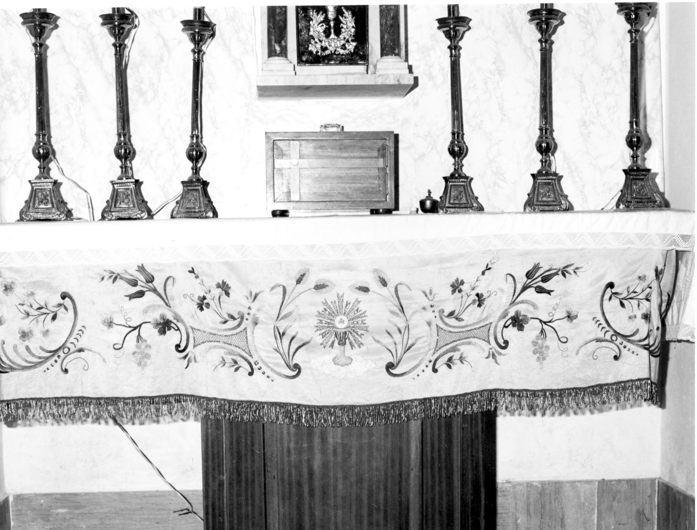 tovaglia d'altare - manifattura campana (sec. XIX)