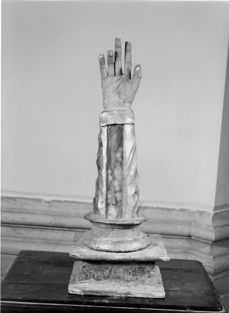 reliquiario antropomorfo - a braccio - bottega romana (metà sec. XVII)