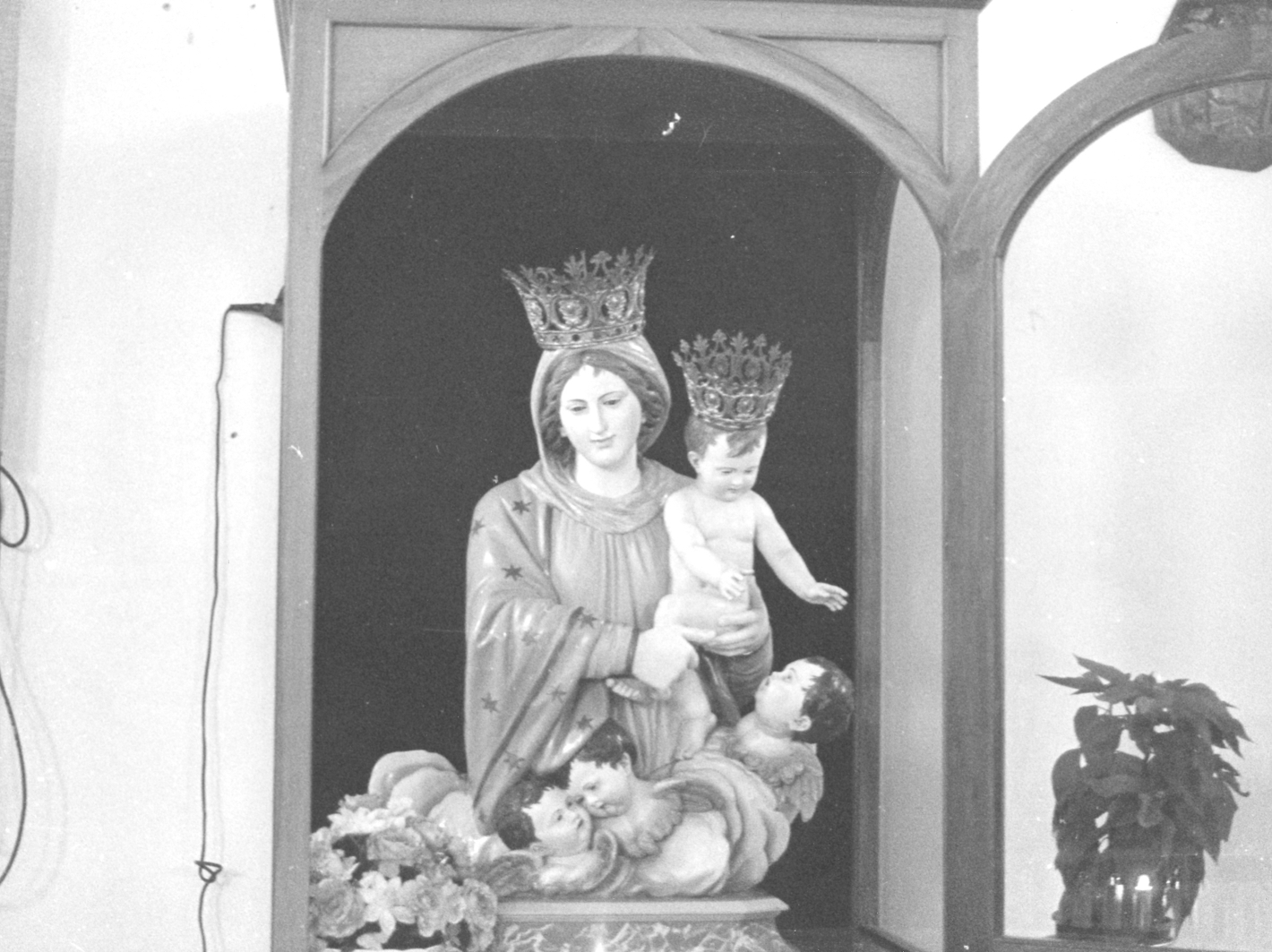 Madonna con Bambino (statua) - bottega Italia meridionale (primo quarto sec. XX)