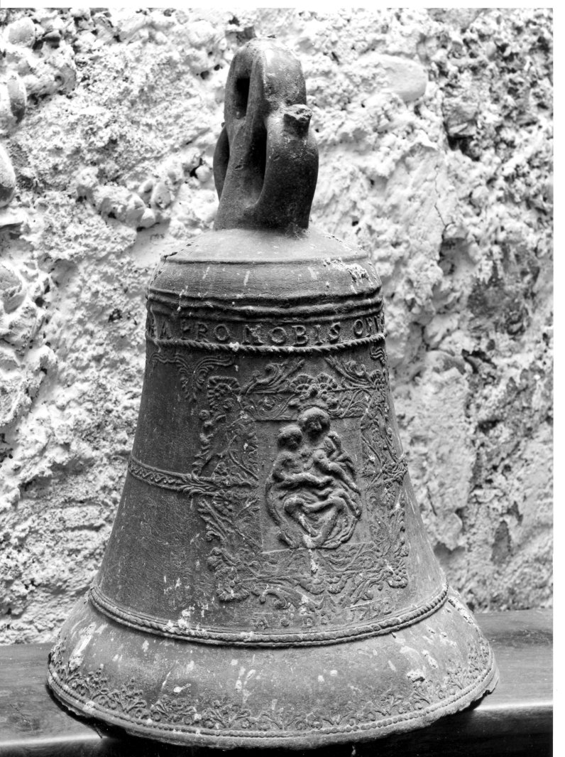 campana - bottega pugliese (sec. XVIII)