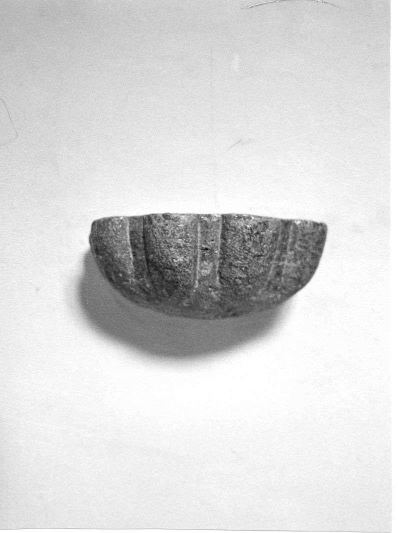 acquasantiera da parete - bottega irpina (fine sec. XIX)