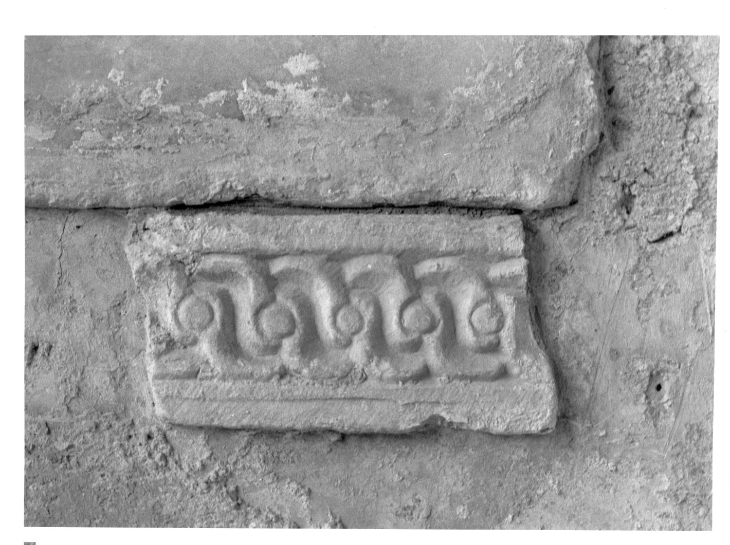 cornice, frammento - bottega Italia meridionale (sec. XI)