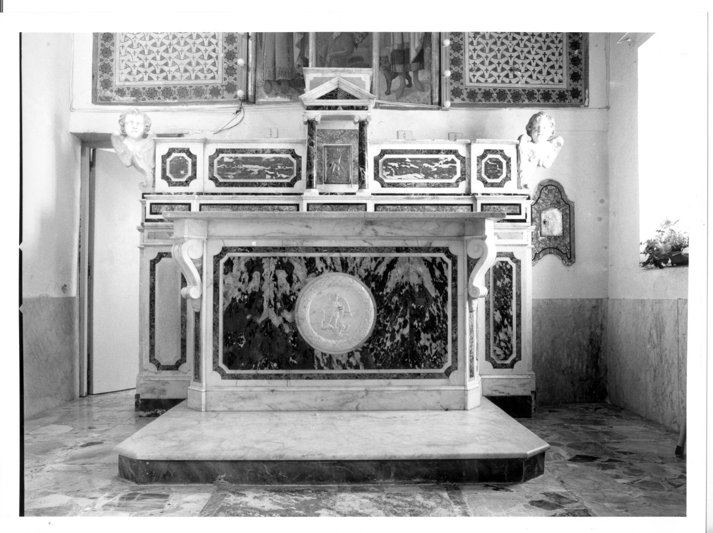 altare maggiore - bottega napoletana (seconda metà sec. XIX)