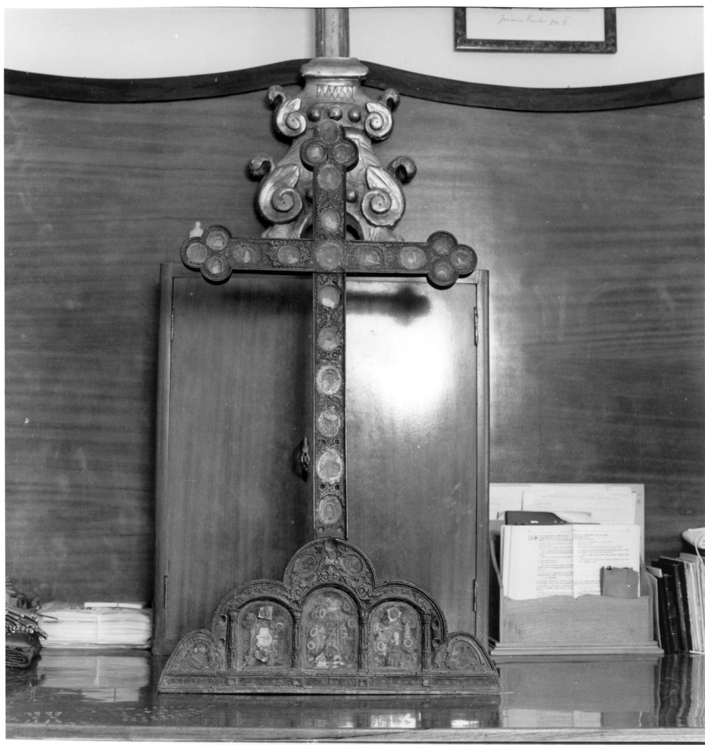reliquiario - a croce di Antonio da Muro (sec. XVIII)