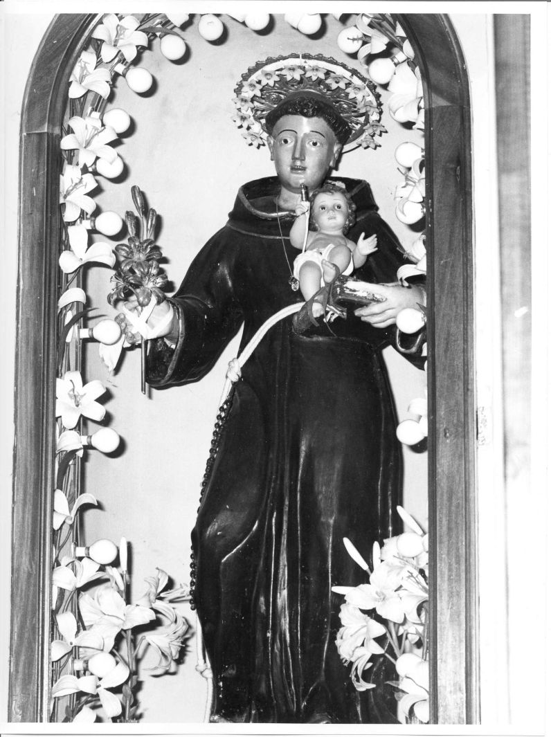 Sant'Antonio da Padova con il bambino (statua) - bottega campana (sec. XX)