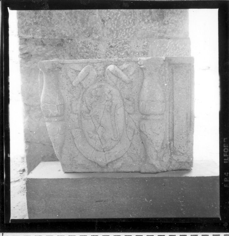 rilievo, frammento - bottega Italia meridionale (sec. XVI)