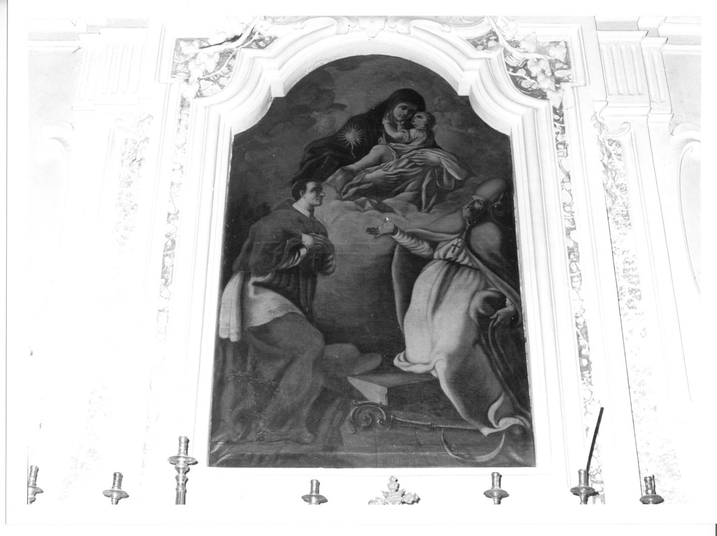 Madonna con Bambino e Santi (dipinto) di Marino R (sec. XVIII)