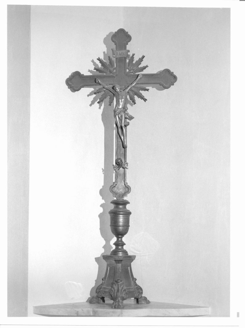 Cristo crocifisso (croce d'altare) - bottega Italia meridionale (seconda metà sec. XIX)