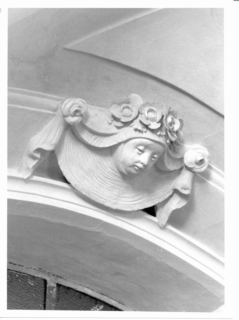 testa di monaca (decorazione plastica, serie) - bottega Italia meridionale (fine sec. XVIII)