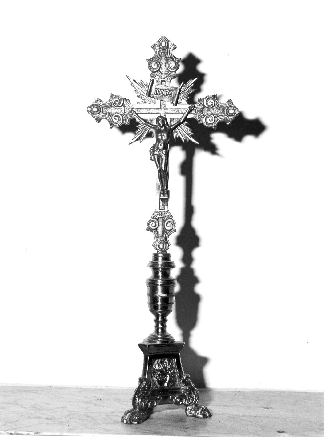 crocifisso di sacrestia - bottega campana (inizio sec. XX)