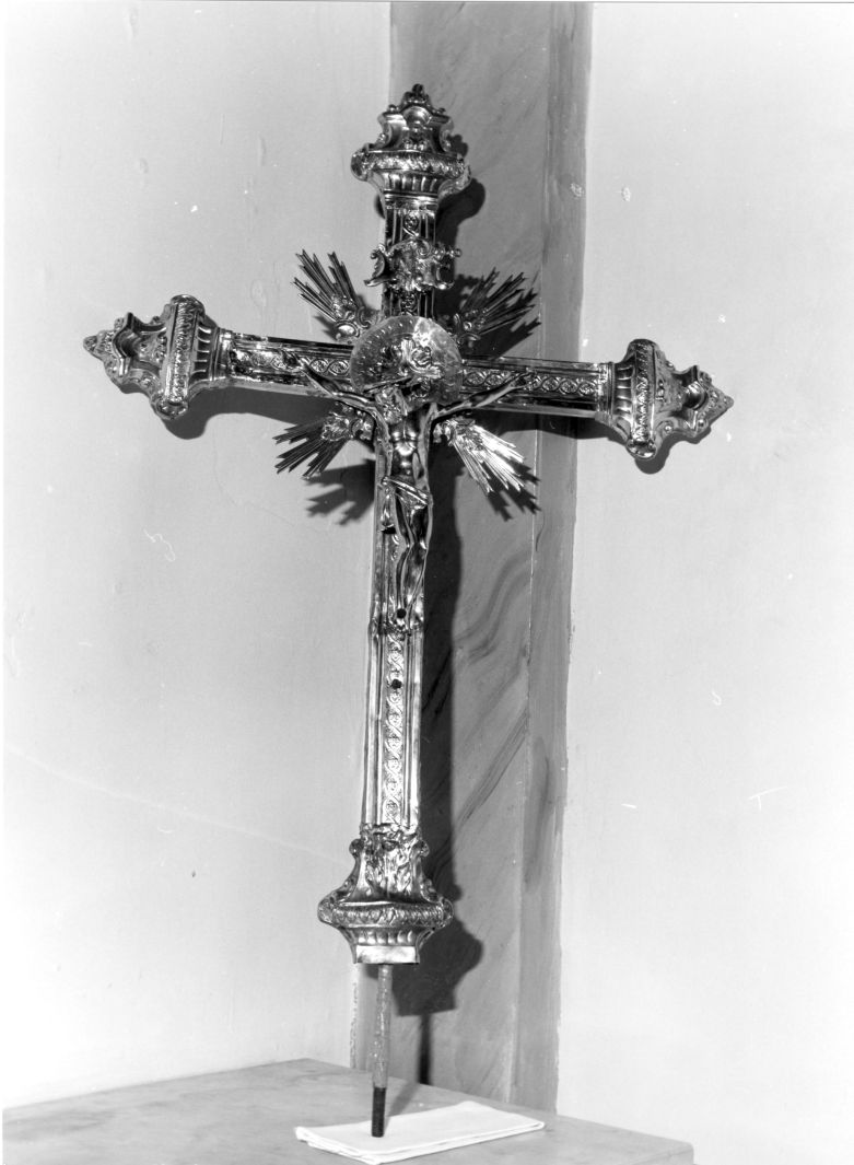 croce processionale - bottega Italia meridionale (seconda metà sec. XVIII)