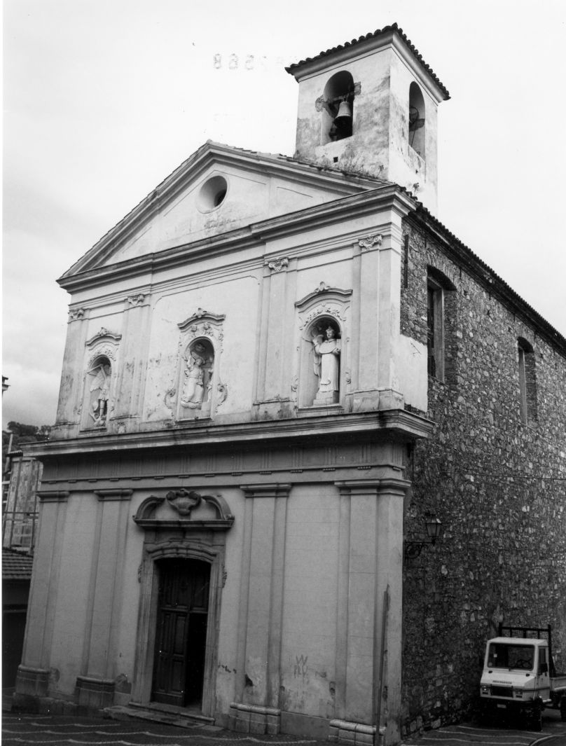 portale - bottega campana (sec. XVIII)