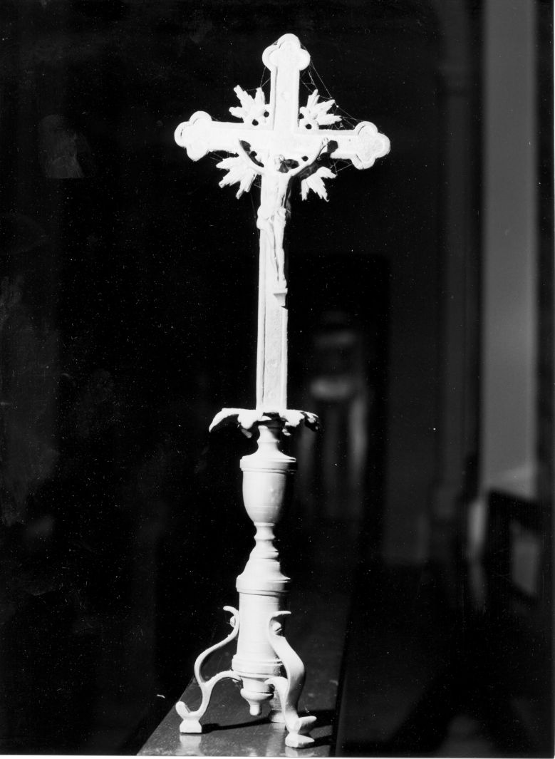 croce d'altare, serie - bottega campana (fine sec. XIX)