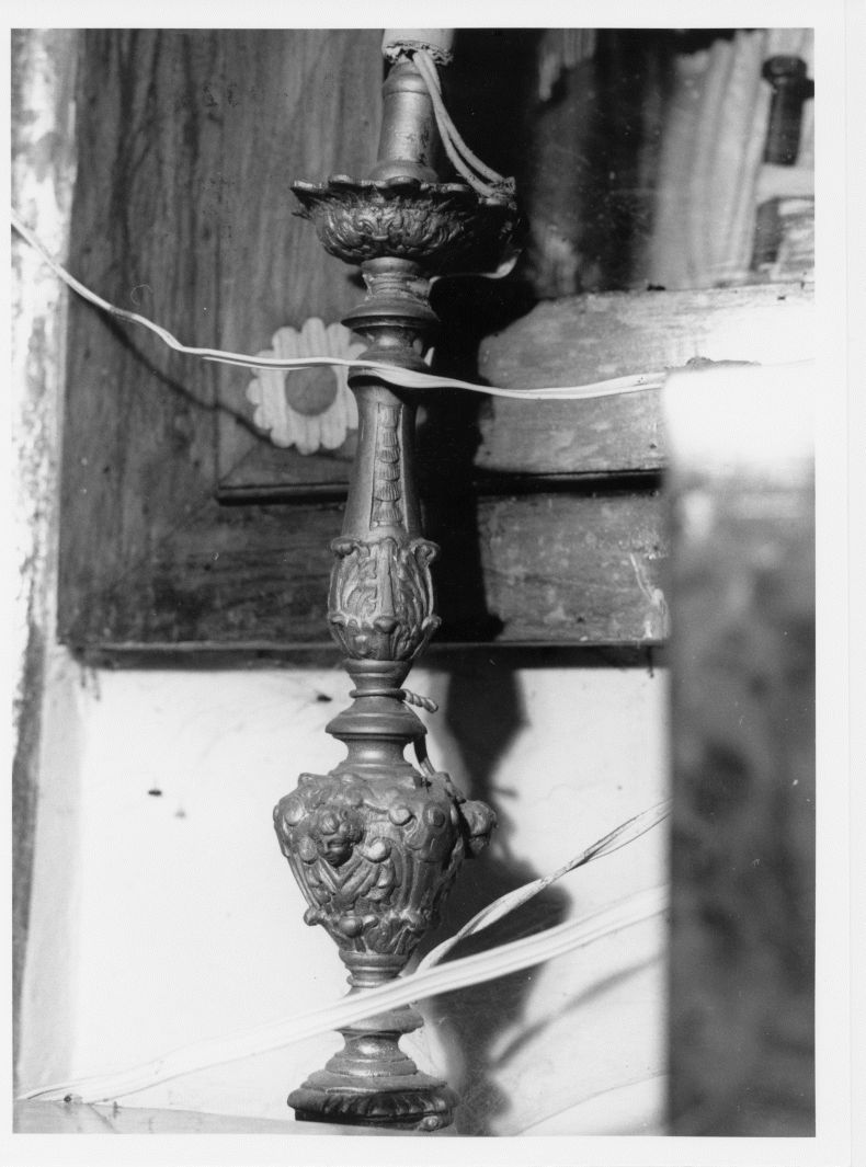 candeliere, opera isolata - bottega campana (sec. XIX)