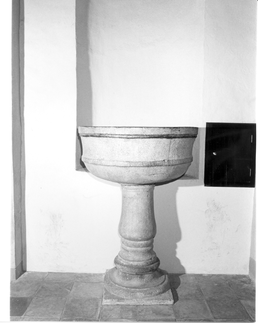 fonte battesimale - bottega campana (sec. XIX)